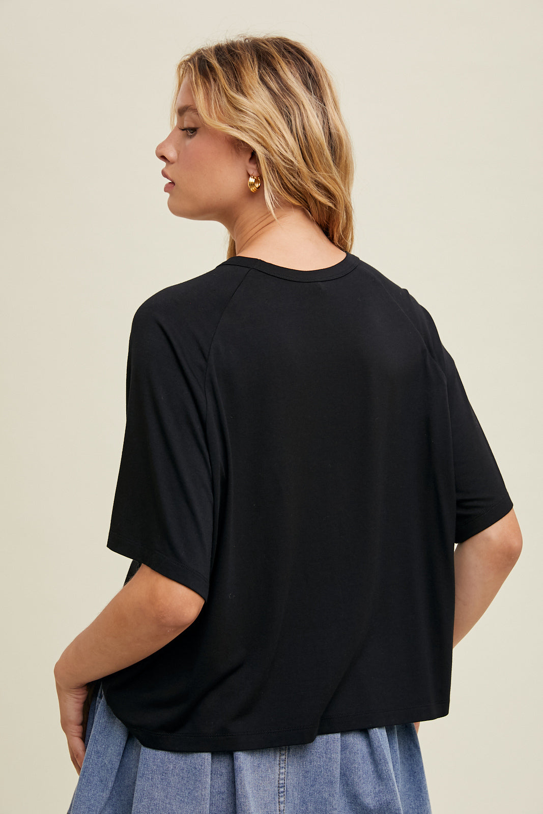 BOXY DROP SHOULDER KNIT TOP - BLACK