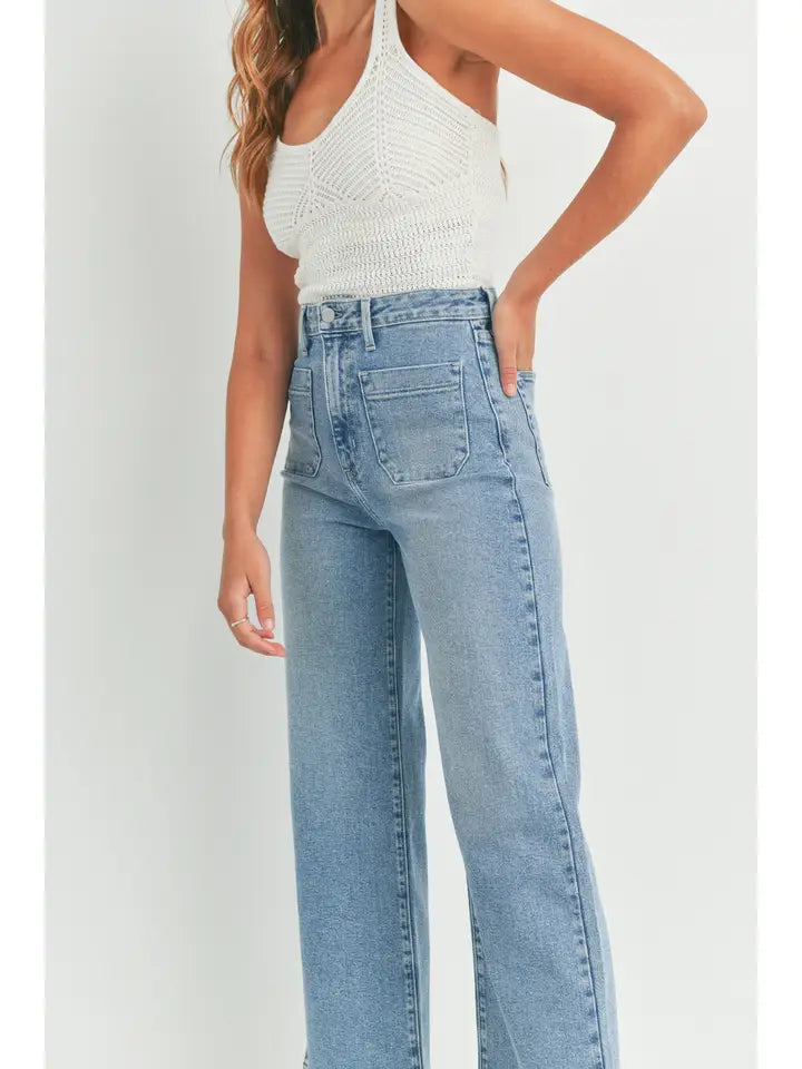 PATCH POCKET WIDE LEG JEANS - LIGHT WASH