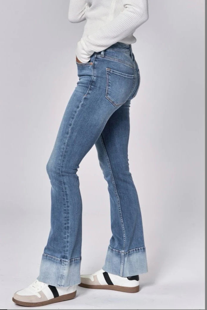 JAXTYN MIDRISE JEANS - LAGOON