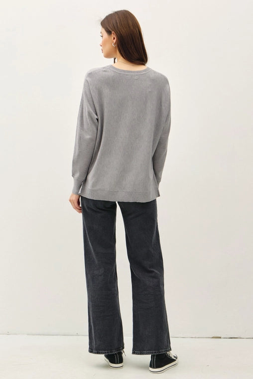 SOFT CLASSIC CUT SWEATER - HEATHER GREY