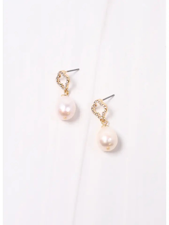 RICHDALE PEARL AND CLOVER EARRINGS - GOLD