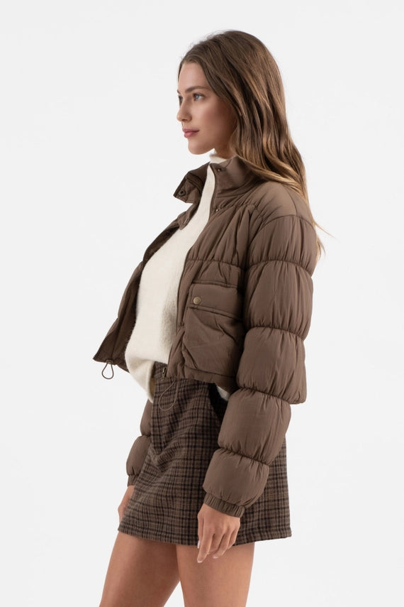 CROPPED ZIP UP CARGO PUFFER JACKET - BROWN