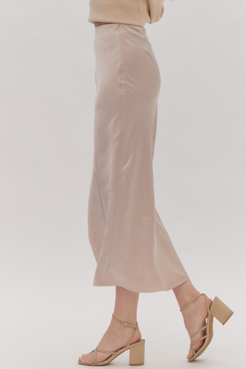 SATIN HIGH WAISTED MAXI SKIRT - CHAMPAGNE